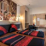 فندق Land-hotel Zum Schwan, Garni E-ladestationen, Naehe Phantasialand Naehe Palmenparadies Euskirchen 3*