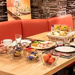 Land-hotel Zum Schwan, Garni E-ladestationen, Naehe Phantasialand Naehe Palmenparadies Euskirchen 3*