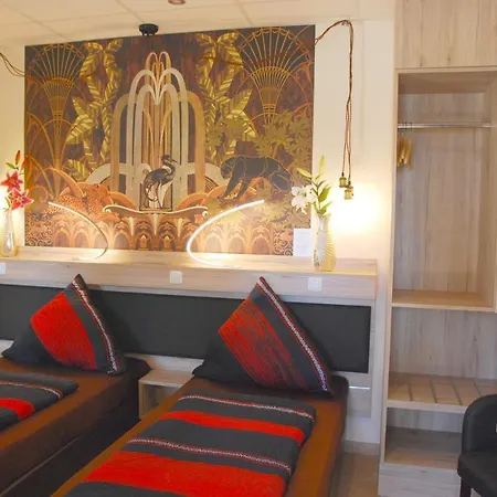 Land-hotel Zum Schwan, Garni E-ladestationen, Naehe Phantasialand Naehe Palmenparadies Euskirchen Szálloda