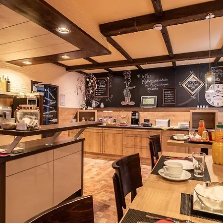 Land-hotel Zum Schwan, Garni E-ladestationen, -spaetanreise Moeglich-, Naehe Phantasialand Naehe Palmenparadies Euskirchen 3* Weilerswist