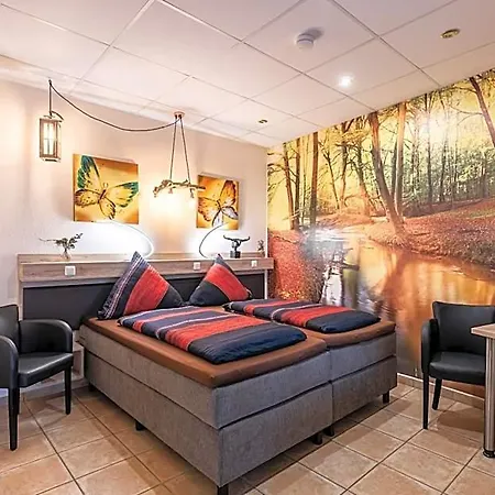 Land-hotel Zum Schwan, Garni E-ladestationen, Naehe Phantasialand Naehe Palmenparadies Euskirchen 3* Weilerswist