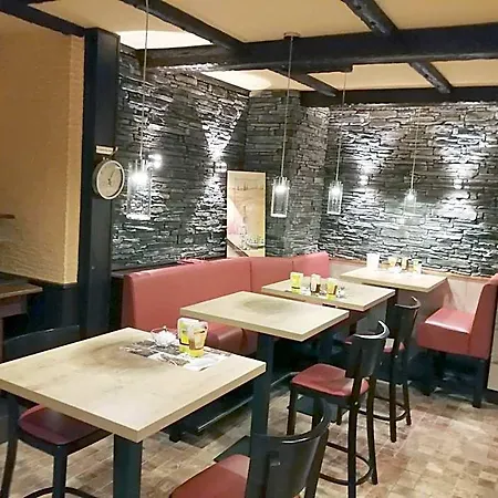 Hotel Land-hotel Zum Schwan, Garni E-ladestationen, Naehe Phantasialand Naehe Palmenparadies Euskirchen 3*