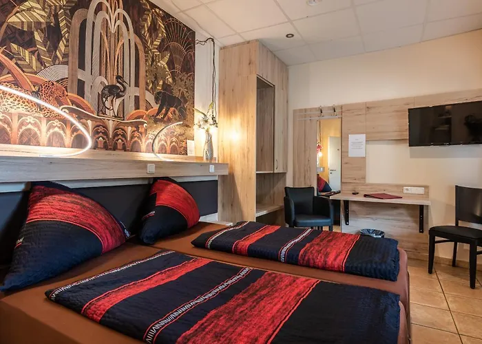 Hotel Land-hotel Zum Schwan, Garni E-ladestationen, -spaetanreise Moeglich-, Naehe Phantasialand Naehe Palmenparadies Euskirchen 3*