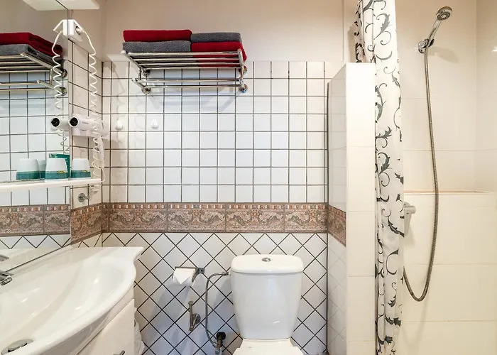 Land-hotel Zum Schwan, Garni E-ladestationen, -spaetanreise Moeglich-, Naehe Phantasialand Naehe Palmenparadies Euskirchen Hotel