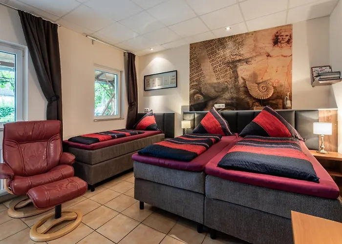 Land-Hotel Zum Schwan, Garni E-Ladestationen, -Spaetanreise Moeglich-, Naehe Phantasialand Naehe Palmenparadies Euskirchen