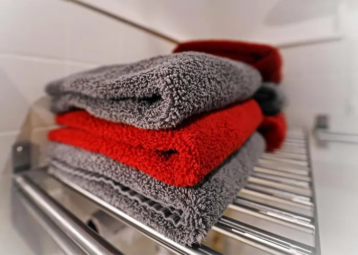 Land-Hotel Zum Schwan, Garni E-Ladestationen, -Spaetanreise Moeglich-, Naehe Phantasialand Naehe Palmenparadies Euskirchen 3*